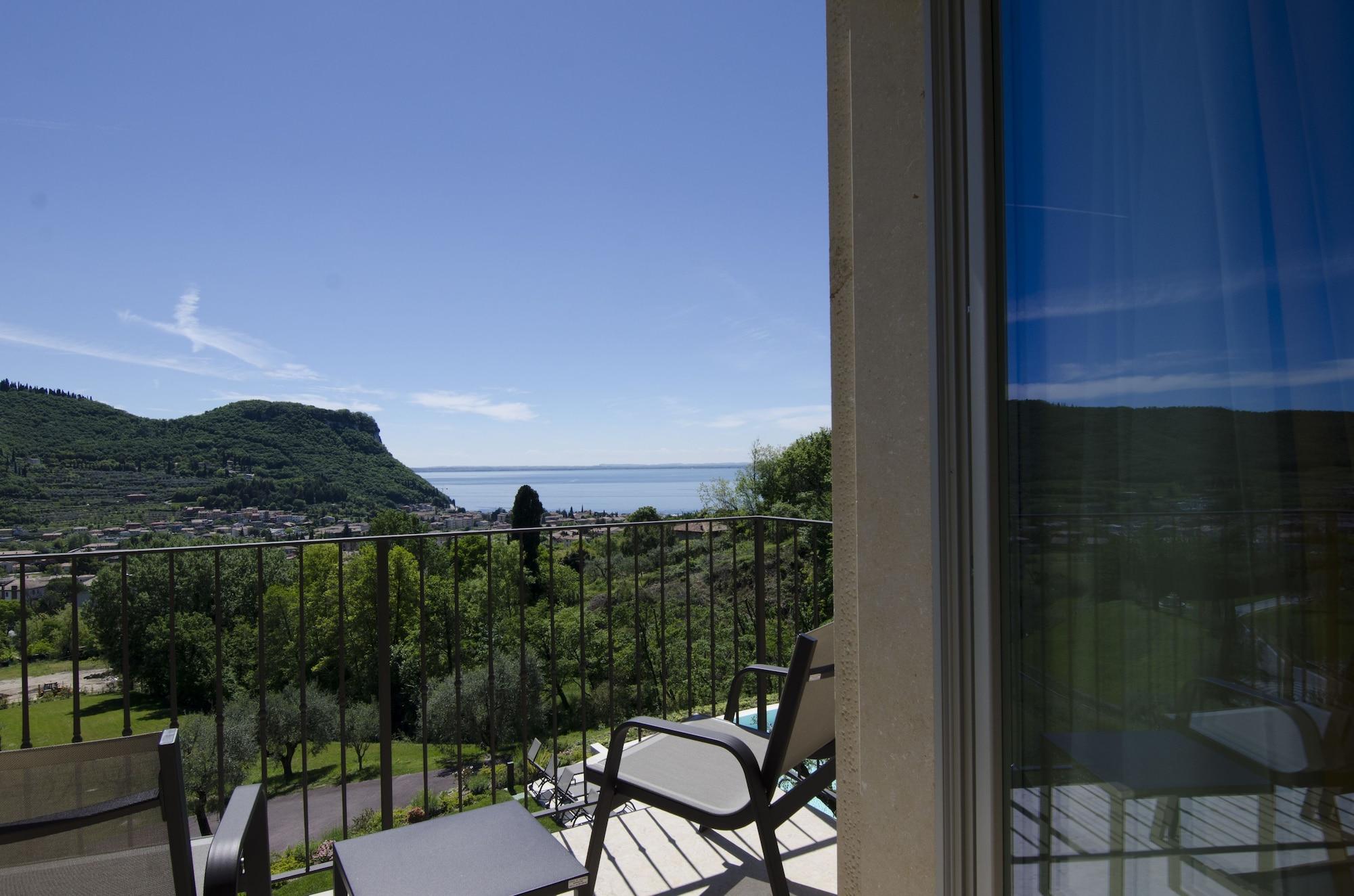 Ca' Barbini Resort Garda  Bagian luar foto