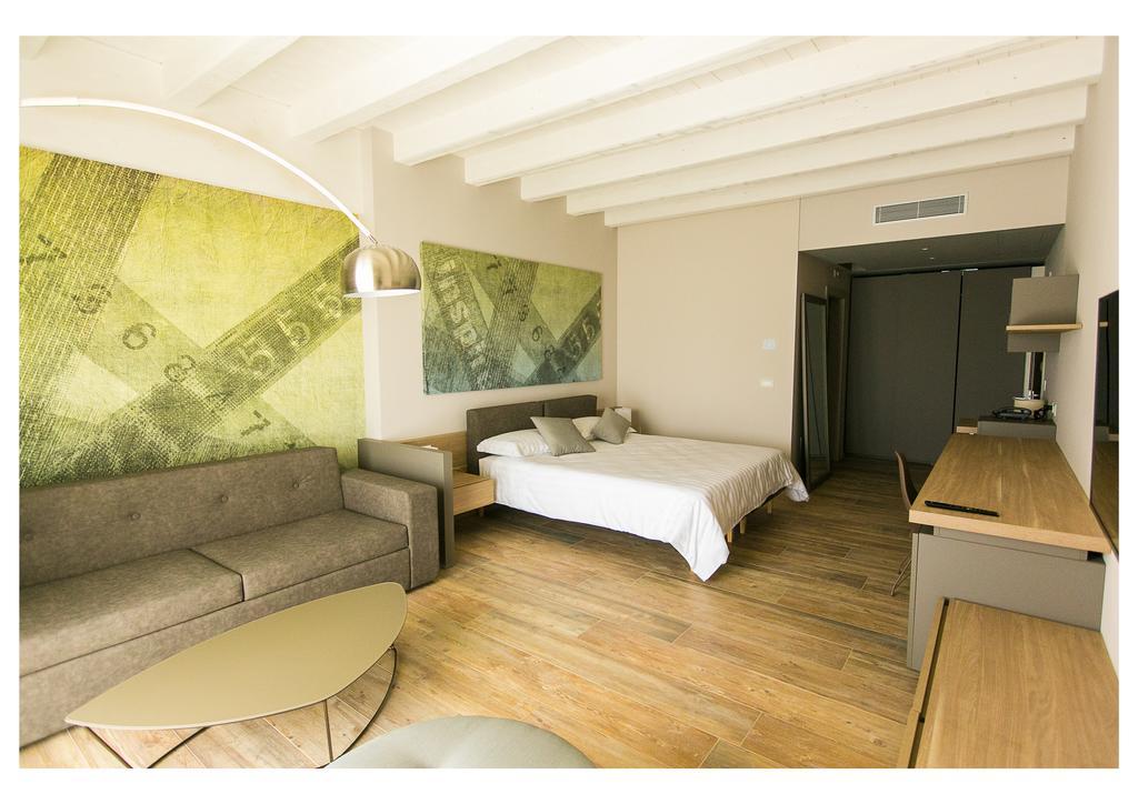 Ca' Barbini Resort Garda  Bagian luar foto