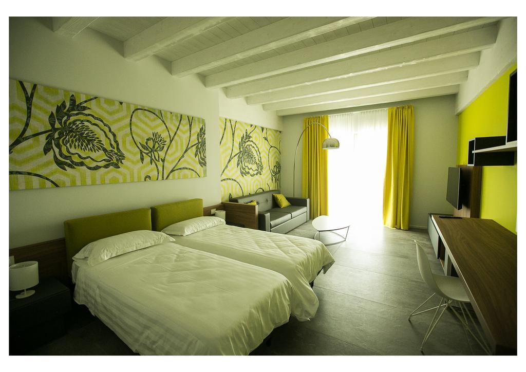 Ca' Barbini Resort Garda  Bagian luar foto