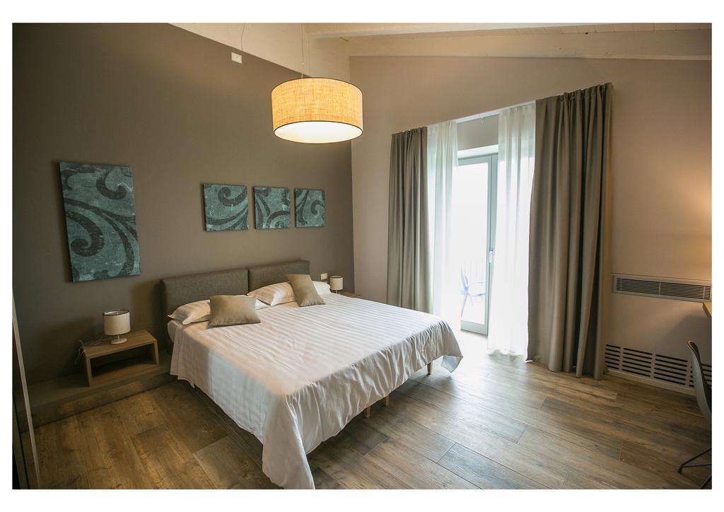 Ca' Barbini Resort Garda  Bagian luar foto