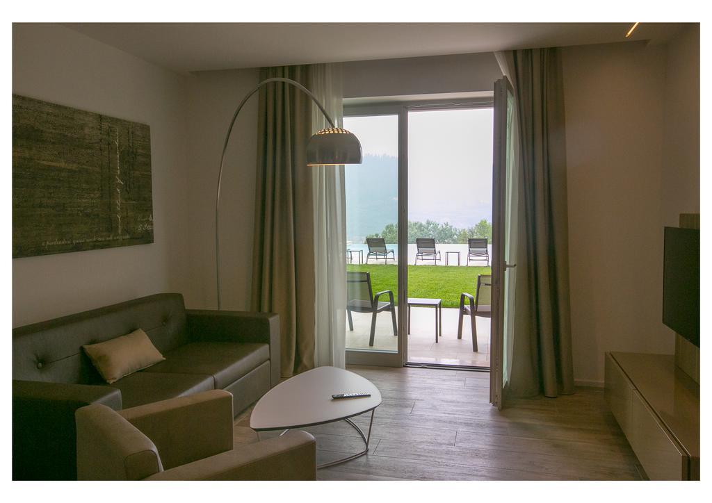 Ca' Barbini Resort Garda  Bagian luar foto