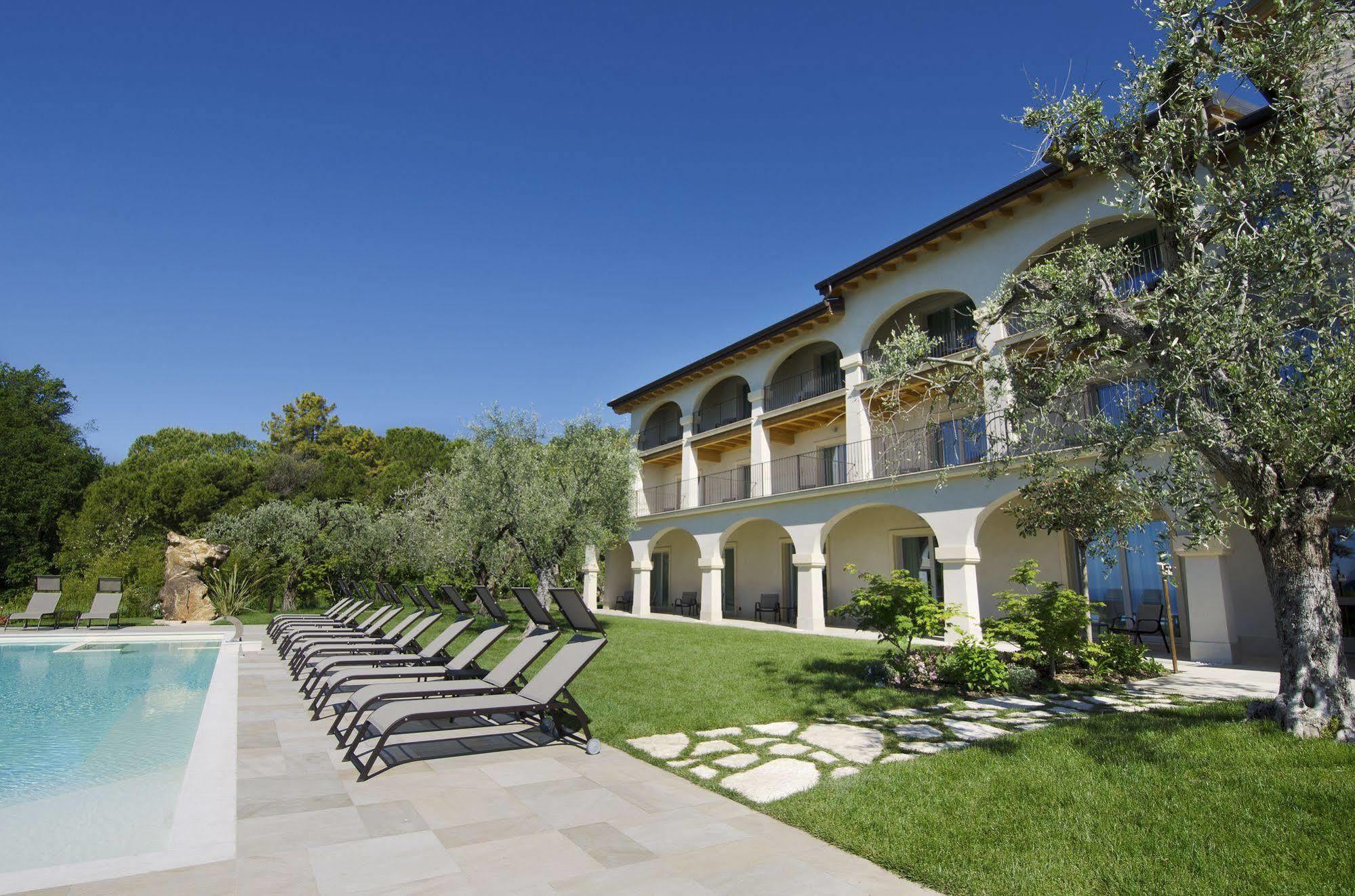 Ca' Barbini Resort Garda  Bagian luar foto